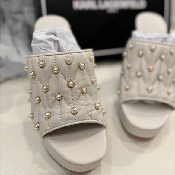 Pearl quilted heels - Picture 3 of 4